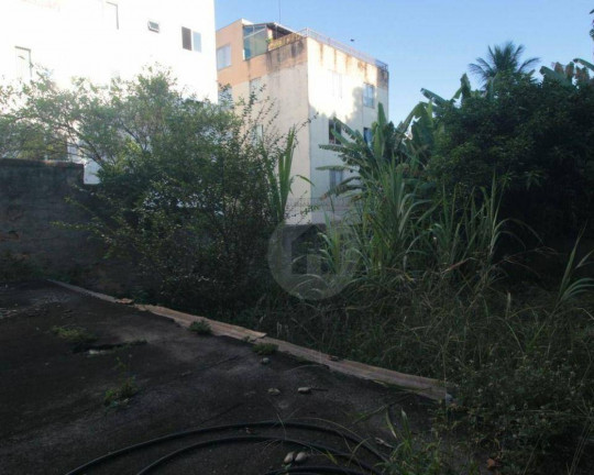Imagem Casa com 3 Quartos à Venda, 295 m² em Santa Efigênia - Belo Horizonte Imagem Casa com 3 Quartos à Venda, 295 m² em Santa Efigênia - Belo Horizonte