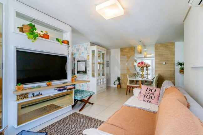 Imagem Apartamento com 2 Quartos à Venda, 68 m² em Passo Da Areia - Porto Alegre Imagem Apartamento com 2 Quartos à Venda, 68 m² em Passo Da Areia - Porto Alegre