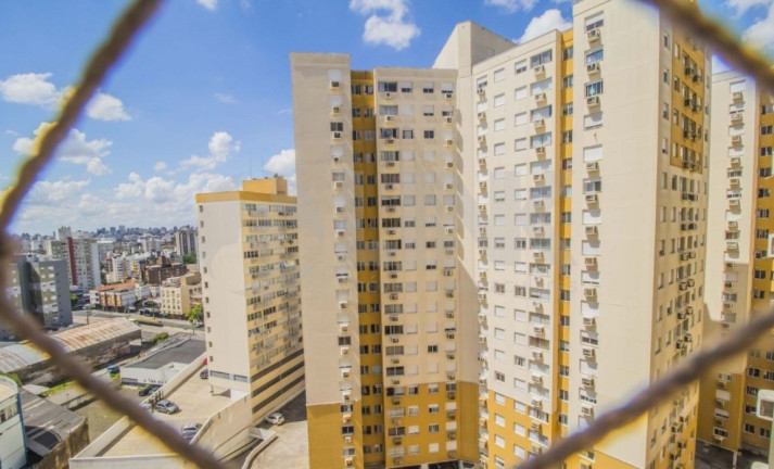 Imagem Apartamento com 3 Quartos à Venda, 66 m² em Santo Antônio - Porto Alegre Imagem Apartamento com 3 Quartos à Venda, 66 m² em Santo Antônio - Porto Alegre