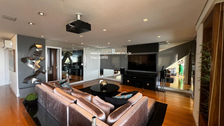 Imagem Apartamento com 3 Quartos à Venda, 316 m² em Agronômica - Florianópolis