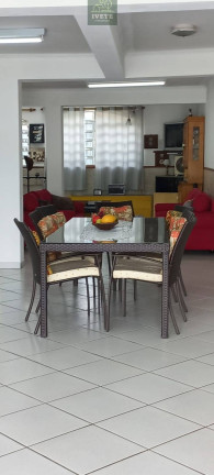 Imagem Casa com 4 Quartos à Venda, 500 m² Imagem Casa com 4 Quartos à Venda, 500 m²