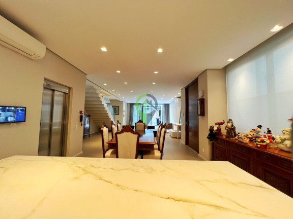 Imagem Casa com 4 Quartos à Venda, 370 m² em Ponta Da Praia - Santos Imagem Casa com 4 Quartos à Venda, 370 m² em Ponta Da Praia - Santos