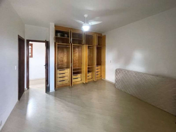 Imagem Casa com 4 Quartos à Venda, 750 m² em Pousada Dos Bandeirantes - Carapicuíba Imagem Casa com 4 Quartos à Venda, 750 m² em Pousada Dos Bandeirantes - Carapicuíba