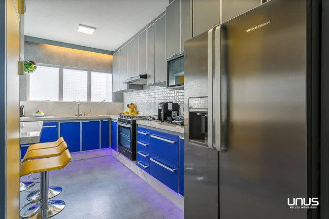 Imagem Cobertura com 4 Quartos à Venda, 210 m² em Balneário - Florianópolis Imagem Cobertura com 4 Quartos à Venda, 210 m² em Balneário - Florianópolis