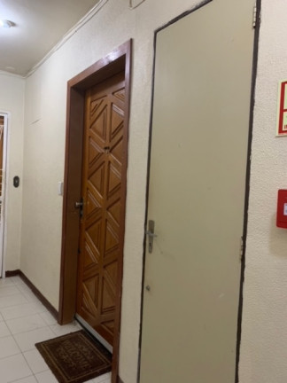 Imóvel com 2 Quartos à Venda,  em Cristal - Porto Alegre
