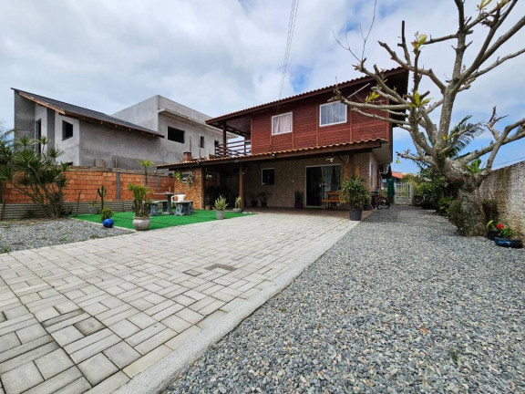 Imagem Casa com 6 Quartos à Venda, 160 m² em Centro - Balneário Barra Do Sul