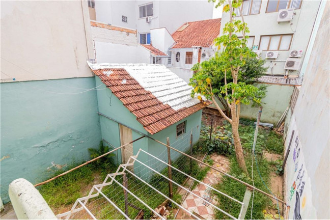 Imagem Casa com 4 Quartos à Venda,  em Petrópolis - Porto Alegre