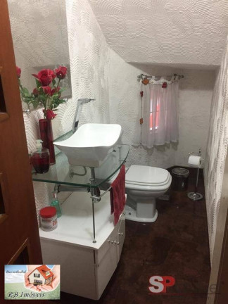 Imagem Casa com 3 Quartos à Venda, 245 m² em Utinga - Santo André Imagem Casa com 3 Quartos à Venda, 245 m² em Utinga - Santo André