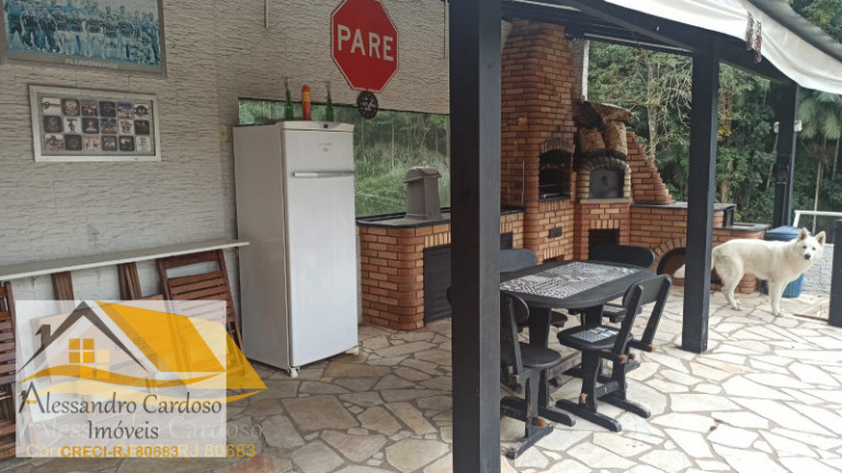 Imagem Casa com 5 Quartos à Venda, 350 m² em Centro - Nova Friburgo