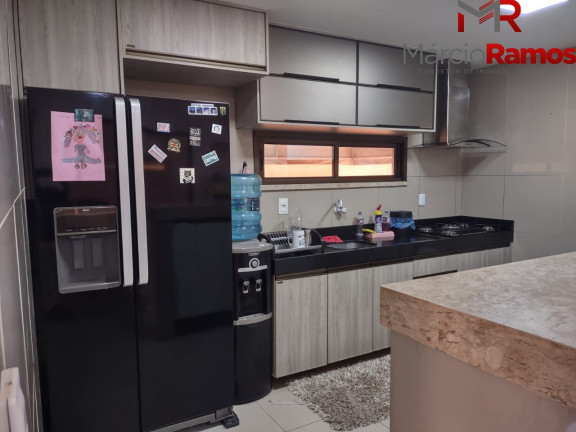 Imagem Casa com 3 Quartos à Venda, 192 m² em Centro - Eusébio Imagem Casa com 3 Quartos à Venda, 192 m² em Centro - Eusébio