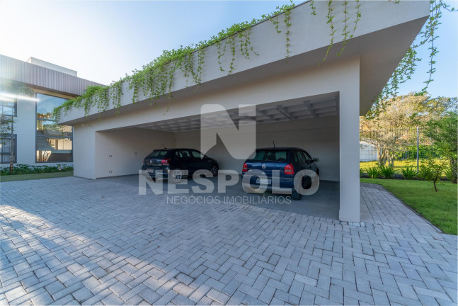 Imagem Casa à Venda, 458 m² em Praia Do Estaleiro - Balneario Camboriu Imagem Casa à Venda, 458 m² em Praia Do Estaleiro - Balneario Camboriu