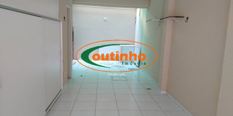 Imagem Casa com 3 Quartos à Venda, 146 m² em Tijuca - Rio De Janeiro Imagem Casa com 3 Quartos à Venda, 146 m² em Tijuca - Rio De Janeiro