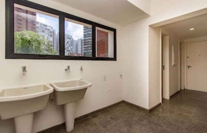 Imagem Apartamento com 4 Quartos à Venda, 220 m² em Vila Andrade - São Paulo