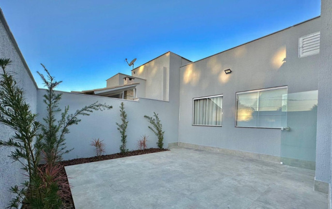 Imagem Casa de Condomínio com 3 Quartos à Venda, 123 m² em Centro - Senador Canedo Imagem Casa de Condomínio com 3 Quartos à Venda, 123 m² em Centro - Senador Canedo