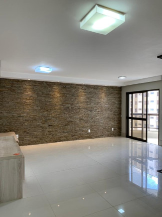 Apartamento com 3 Quartos à Venda, 140 m² em Centro - Franca