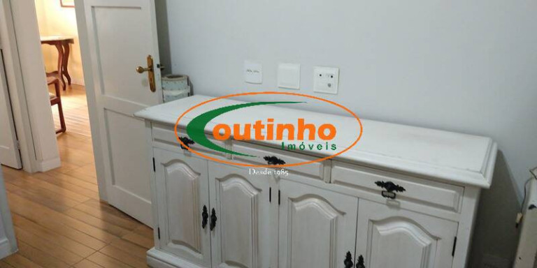 Imagem Casa com 4 Quartos à Venda, 220 m² em Andaraí - Rio De Janeiro Imagem Casa com 4 Quartos à Venda, 220 m² em Andaraí - Rio De Janeiro