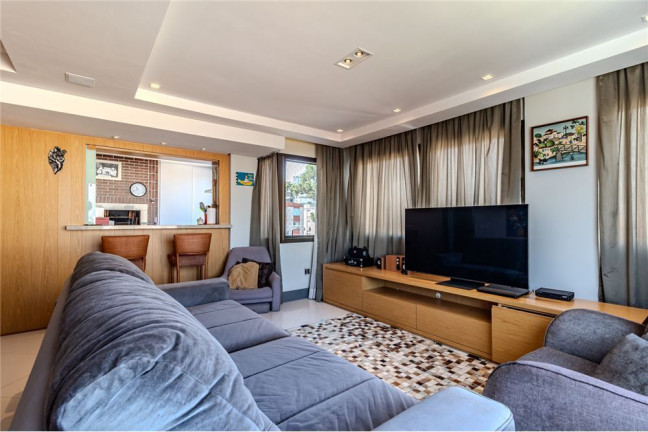 Apartamento com 3 Quartos à Venda, 97 m² em Passo Da Areia - Porto Alegre