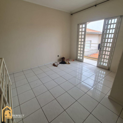 Imagem Casa com 3 Quartos à Venda, 170 m² em Jardim Ana Emilia - Taubaté Imagem Casa com 3 Quartos à Venda, 170 m² em Jardim Ana Emilia - Taubaté