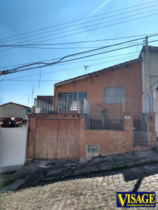Casa com 2 Quartos à Venda,  em Jd. Bela Vista - Jacareí