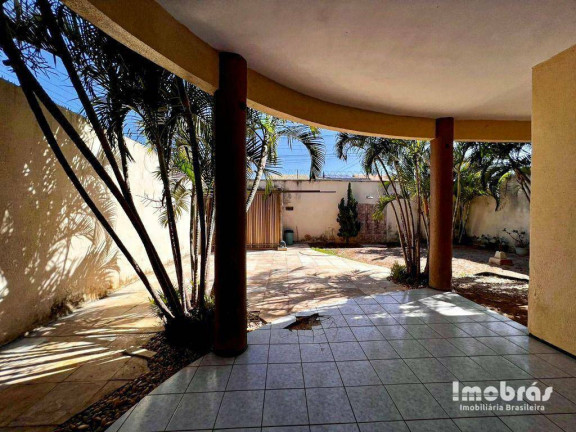 Imagem Casa com 4 Quartos à Venda, 336 m² em Edson Queiroz - Fortaleza Imagem Casa com 4 Quartos à Venda, 336 m² em Edson Queiroz - Fortaleza