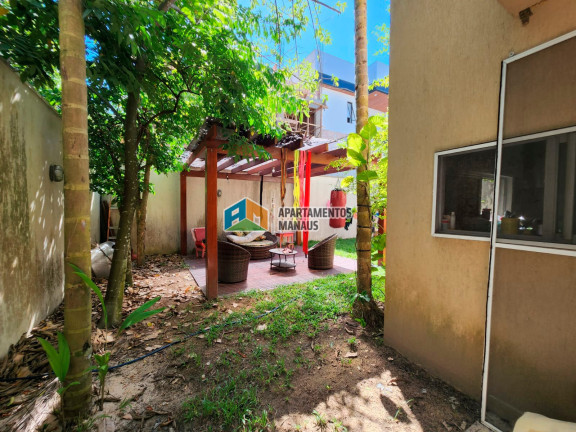 Imagem Casa com 3 Quartos à Venda, 300 m² em Chapada - Manaus