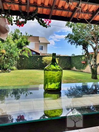 Casa com 3 Quartos à Venda, 250 m² em Campeche - Florianópolis