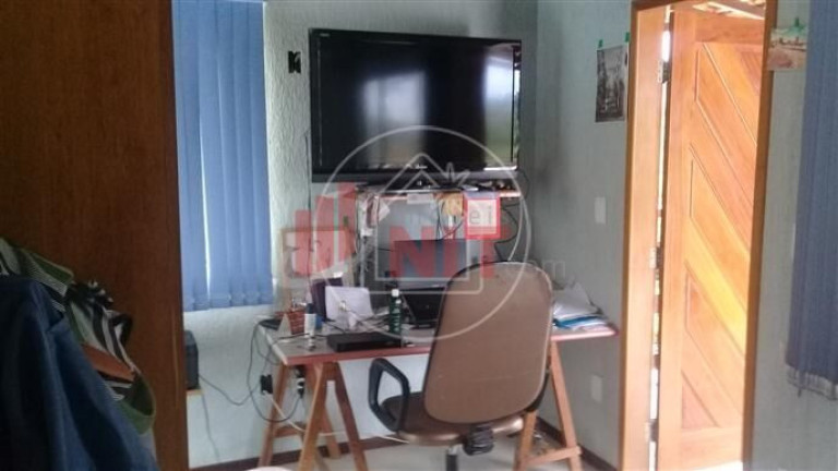 Imagem Casa com 3 Quartos à Venda, 320 m² em Pendotiba - Niterói Imagem Casa com 3 Quartos à Venda, 320 m² em Pendotiba - Niterói