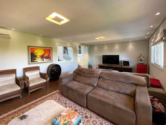 Imagem Casa com 5 Quartos à Venda, 610 m² em Vila Santo Antônio - Cotia Imagem Casa com 5 Quartos à Venda, 610 m² em Vila Santo Antônio - Cotia