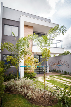 Casa com 4 Quartos à Venda, 131 m² em Pires Façanha - Eusébio