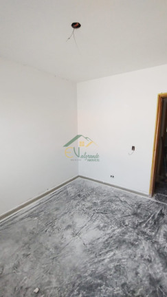 Imagem Casa com 2 Quartos à Venda, 75 m² em Jardim Cláudia - Pinhais Imagem Casa com 2 Quartos à Venda, 75 m² em Jardim Cláudia - Pinhais