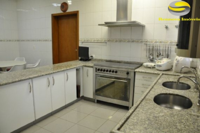 Imagem Casa de Condomínio com 4 Quartos à Venda, 540 m² em Altos De São Fernando - Jandira