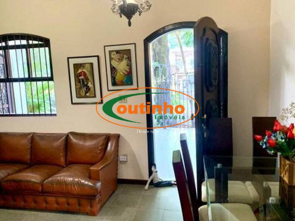 Imagem Casa com 4 Quartos à Venda, 298 m² em Tijuca - Rio De Janeiro Imagem Casa com 4 Quartos à Venda, 298 m² em Tijuca - Rio De Janeiro