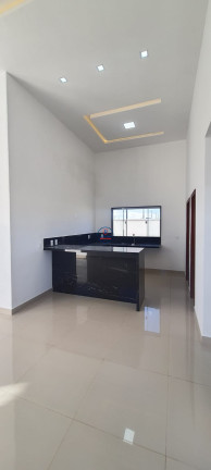 Imagem Casa com 3 Quartos para Alugar ou Temporada, 120 m² em Cajupiranga - Parnamirim
