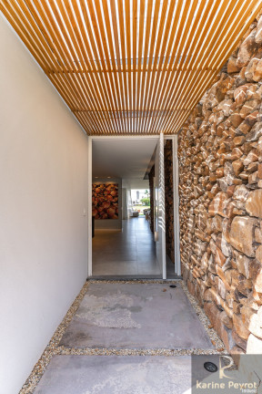Imagem Casa de Condomínio com 4 Quartos à Venda, 540 m² em Centro - Xangri-lá