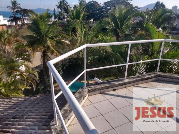 Imagem Casa com 4 Quartos à Venda, 36.000 m² em Jardim Virgínia - Guarujá Imagem Casa com 4 Quartos à Venda, 36.000 m² em Jardim Virgínia - Guarujá