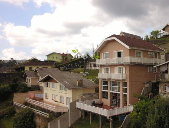 Imagem Casa com 3 Quartos à Venda, 270 m² em Vila Telma - Campos Do Jordão