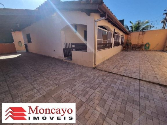 Imagem Casa com 2 Quartos à Venda, 286 m² em Indaiá - Caraguatatuba