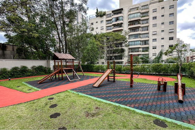 Imagem Imóvel com 3 Quartos à Venda, 126 m² em Vila Andrade - São Paulo