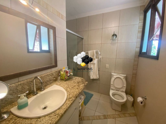 Imagem Casa com 3 Quartos à Venda, 293 m² em Jardim Do Salso - Porto Alegre