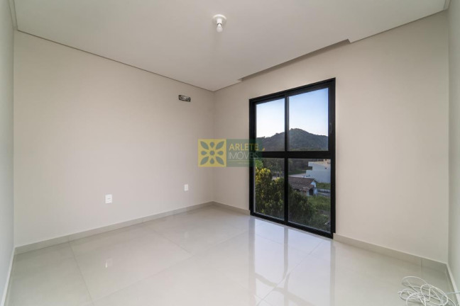 Imagem Cobertura com 3 Quartos à Venda, 151 m² em Mariscal - Bombinhas