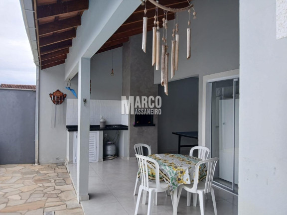 Imagem Casa com 2 Quartos à Venda, 207 m² em Costeira - Balneário Barra Do Sul Imagem Casa com 2 Quartos à Venda, 207 m² em Costeira - Balneário Barra Do Sul