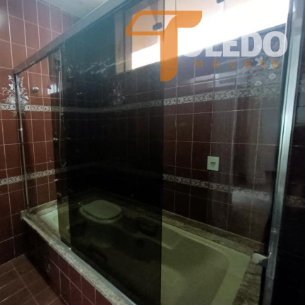 Imagem Casa com 3 Quartos à Venda, 292 m² em Vila Santo Estevão - São Paulo