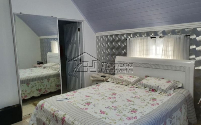 Imagem Imóvel com 3 Quartos à Venda, 300 m² em Caçapava - Caçapava
