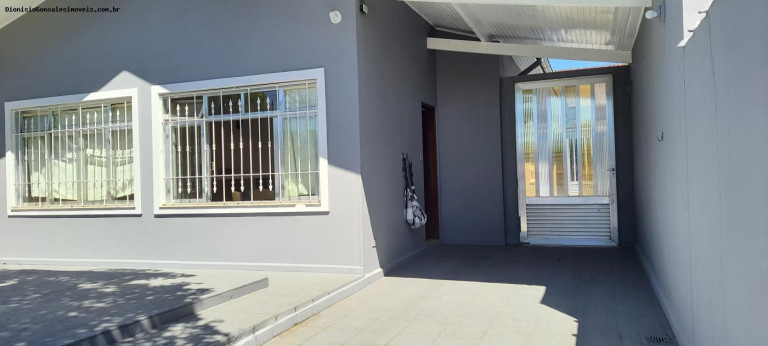 Imagem Casa com 3 Quartos à Venda, 127 m² em Centro - Peruíbe Imagem Casa com 3 Quartos à Venda, 127 m² em Centro - Peruíbe
