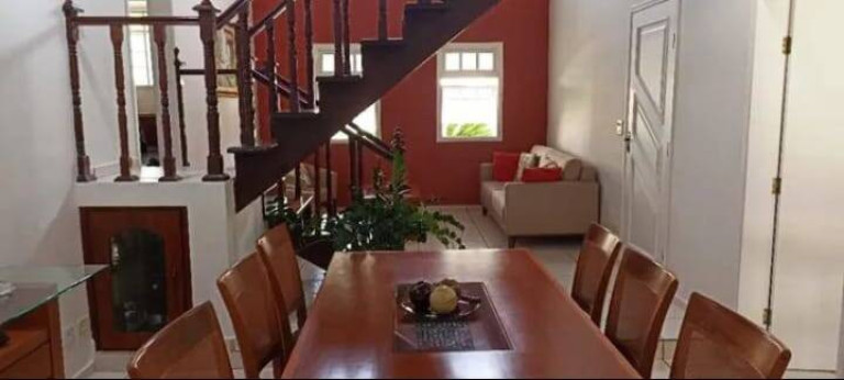 Imagem Casa com 3 Quartos à Venda,  em Jacareí