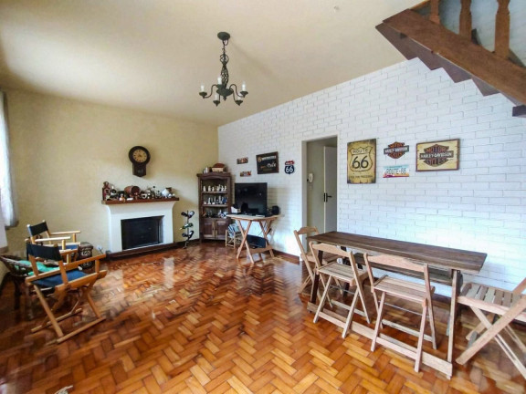 Imagem Casa com 3 Quartos à Venda, 145 m² em Alto - Teresópolis Imagem Casa com 3 Quartos à Venda, 145 m² em Alto - Teresópolis