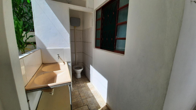 Imagem Casa com 2 Quartos à Venda, 344 m² em Flávio Marques Lisboa,(barreiro) - Belo Horizonte Imagem Casa com 2 Quartos à Venda, 344 m² em Flávio Marques Lisboa,(barreiro) - Belo Horizonte