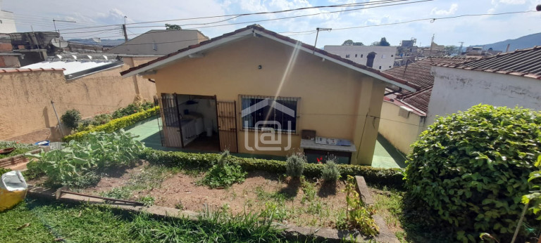 Casa com 3 Quartos à Venda, 150 m² em Jardim São Paulo - Poços De Caldas
