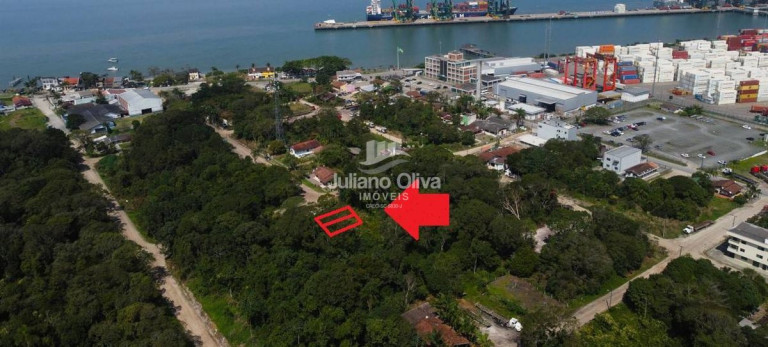 Terreno à Venda, 819 m² em Santa Terezinha - Itapoá
