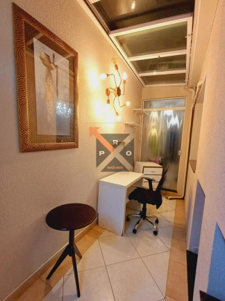 Imagem Casa com 3 Quartos à Venda, 220 m² em Vila Gumercindo - São Paulo Imagem Casa com 3 Quartos à Venda, 220 m² em Vila Gumercindo - São Paulo